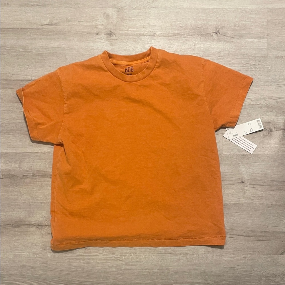 Men's Vibrant Orange Tee cropped to waist urban outfitters medium BDG NNWT